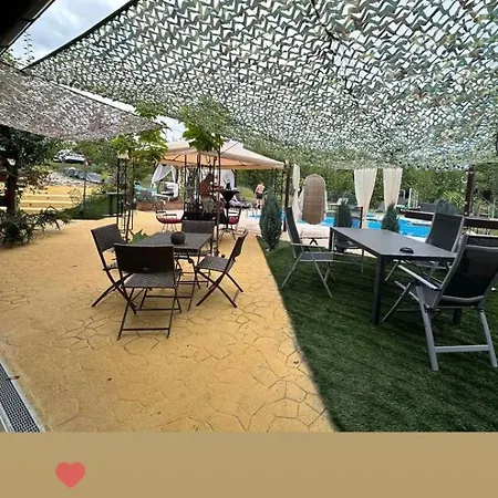 Hotel Sunny Hill Smestaj Sa Bazenom *